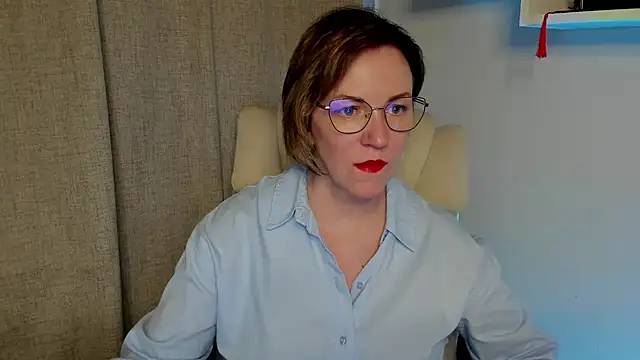 Snapshot of feliziaDesire chatting on 9, 5, 2026 feliziaDesire online show from 9, 5, 2026
