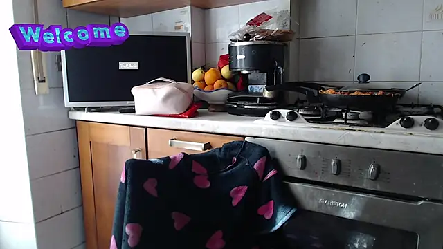 Snapshot of martachatte chatting on 3, 3, 2025 martachatte online show from 3, 3, 2025