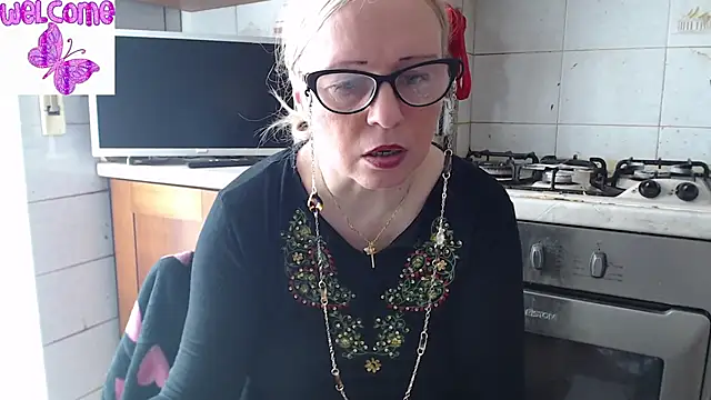 Snapshot of martachatte chatting on 11, 3, 2025 martachatte online show from 11, 3, 2025