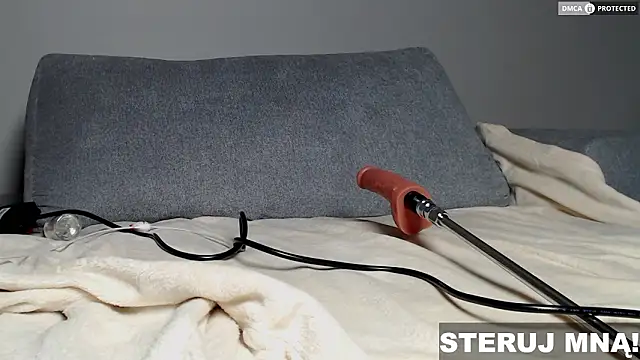 Snapshot of MeowkaUwU_ chatting on 7, 3, 2026 MeowkaUwU online show from 7, 3, 2026