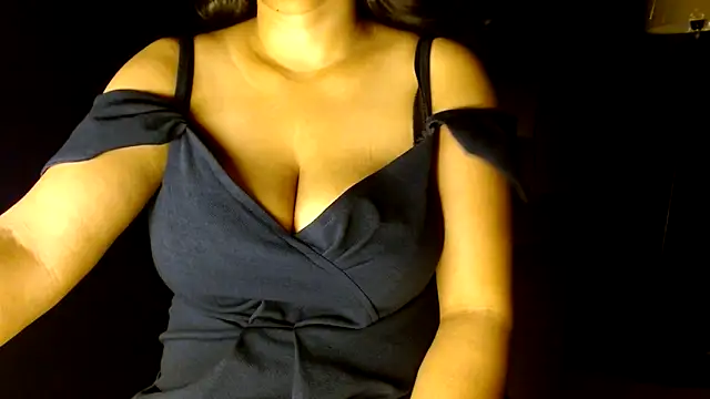 Snapshot of janifer001 chatting on 20, 3, 2026 janifer001 online show from 20, 3, 2026