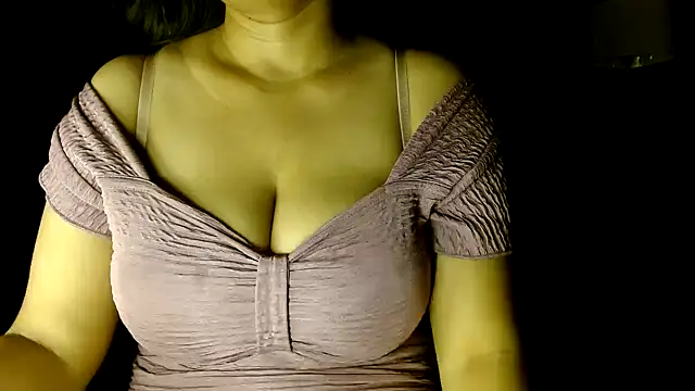 Snapshot of janifer001 chatting on 21, 4, 2026 janifer001 online show from 21, 4, 2026