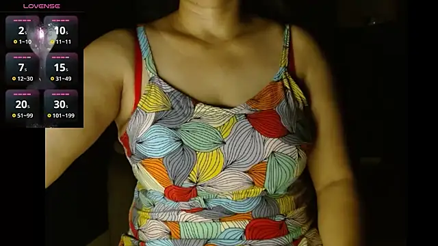 Snapshot of janifer001 chatting on 18, 5, 2026 janifer001 online show from 18, 5, 2026