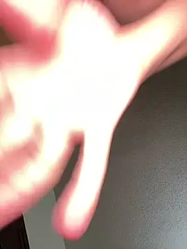 Snapshot of BustiBunny69 chatting on 15, 4, 2026 BustiBunny69 online show from 15, 4, 2026