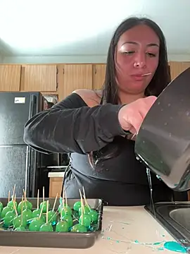 Snapshot of BustiBunny69 chatting on 17, 4, 2026 BustiBunny69 online show from 17, 4, 2026