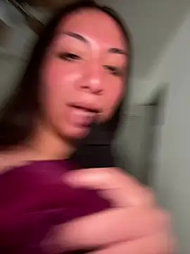 Snapshot of BustiBunny69 chatting on 18, 4, 2026 BustiBunny69 online show from 18, 4, 2026