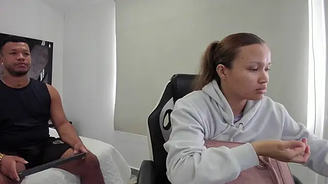 AnnieAndStefan online show from 15, 2, 2026