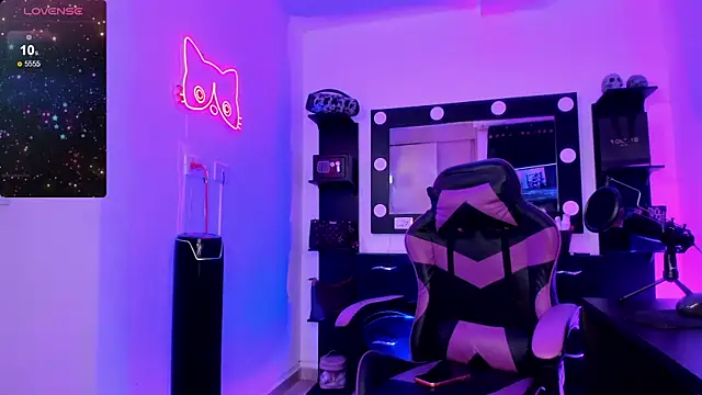 Snapshot of miss_kitty chatting on 31, 3, 2026 miss kitty online show from 31, 3, 2026