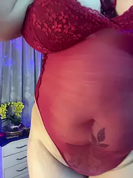 Snapshot of lonely_shewolf chatting on 19, 9, 2025 lonely shewolf online show from 19, 9, 2025