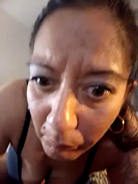 Snapshot of AnyaBest chatting on 2, 1, 2025 AnyaBest online show from 2, 1, 2025