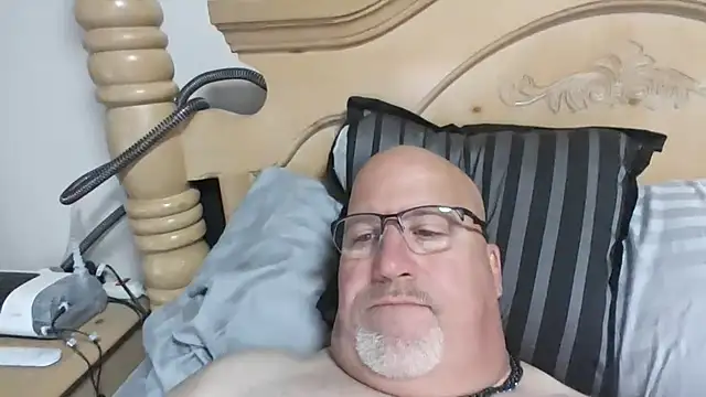 Bigbear0563 online show from 28, 10, 2025