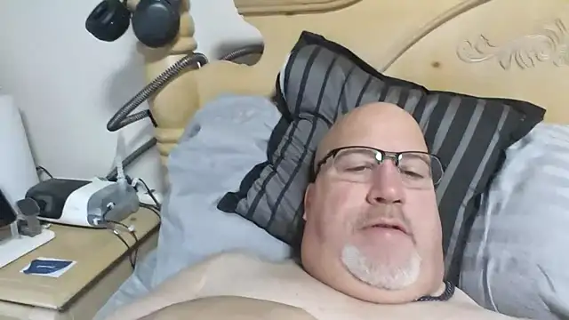 Bigbear0563 online show from 20, 11, 2025