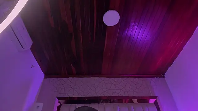 Snapshot of Emmily_Savage chatting on 28, 3, 2026 Emmily Savage online show from 28, 3, 2026