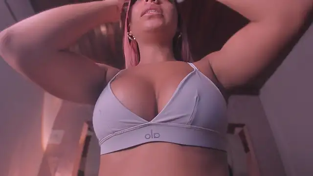 Snapshot of Emmily_Savage chatting on 9, 7, 2026 Emmily Savage online show from 9, 7, 2026