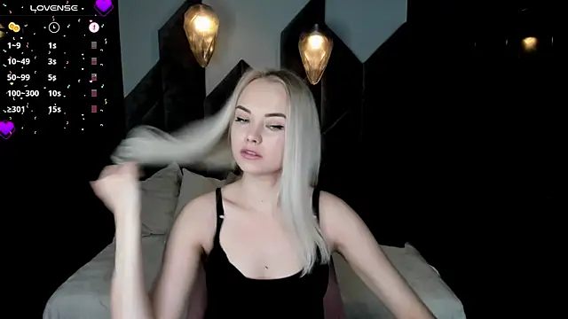 Snapshot of StephanieSweety chatting on 24, 12, 2024 StephanieSweety online show from 24, 12, 2024