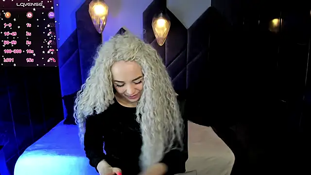 Snapshot of StephanieSweety chatting on 20, 3, 2025 StephanieSweety online show from 20, 3, 2025