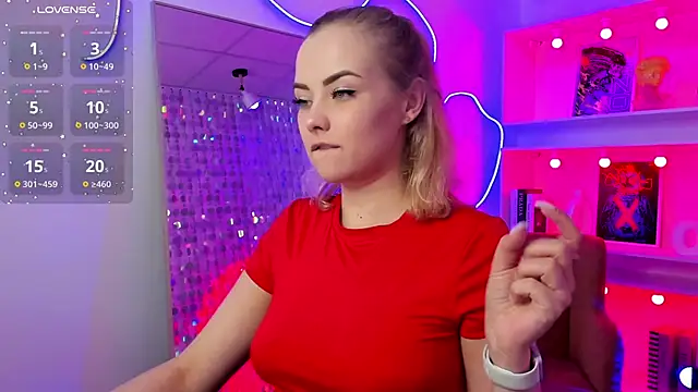 StephanieSweety online show from 13, 3, 2026