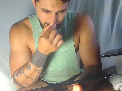 Snapshot of sebasx412 chatting on 13, 11, 2025 sebasx412 online show from 13, 11, 2025