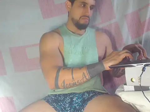 Snapshot of sebasx412 chatting on 29, 11, 2025 sebasx412 online show from 29, 11, 2025