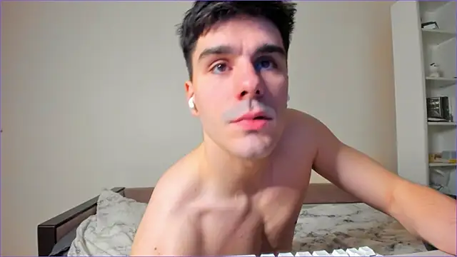 Snapshot of sam_huston chatting on 11, 4, 2026 sam huston online show from 11, 4, 2026