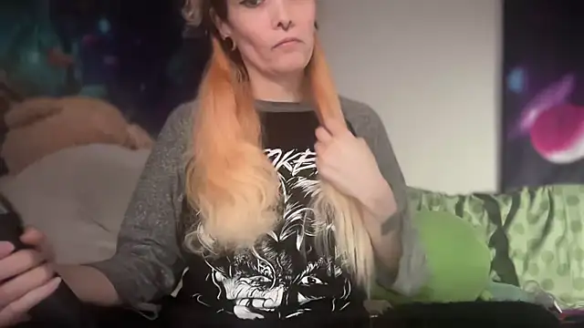 Snapshot of FRRANNKIE chatting on 11, 3, 2026 FRRANNKIE online show from 11, 3, 2026