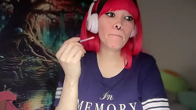 Snapshot of FRRANNKIE chatting on 7, 4, 2026 FRRANNKIE online show from 7, 4, 2026