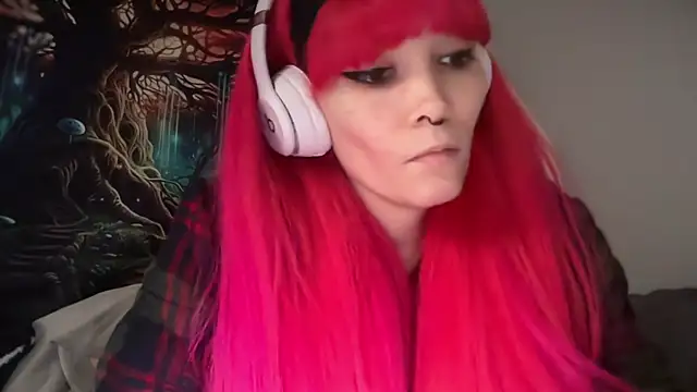 Snapshot of FRRANNKIE chatting on 9, 4, 2026 FRRANNKIE online show from 9, 4, 2026