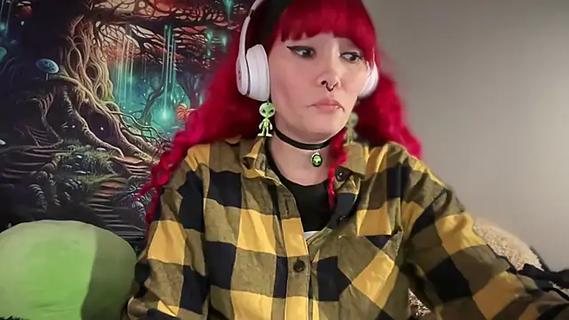 Snapshot of FRRANNKIE chatting on 28, 4, 2026 FRRANNKIE online show from 28, 4, 2026