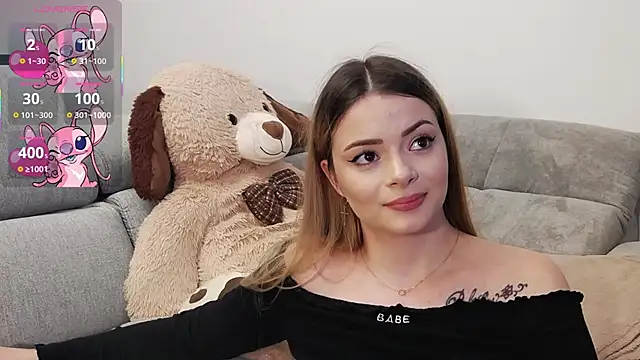 Snapshot of Kailynn_Moenn chatting on 5, 3, 2025 Kailynn Moenn online show from 5, 3, 2025