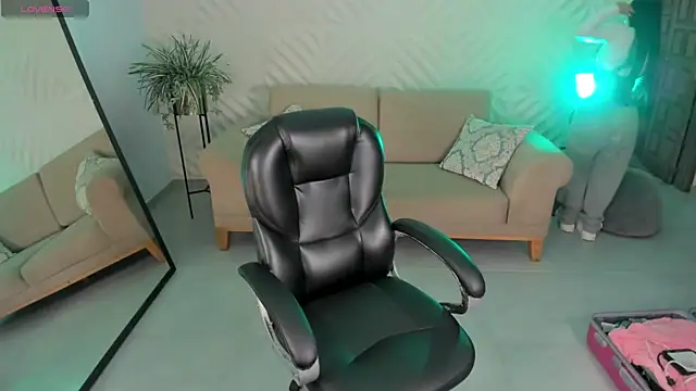 MileyCruz  online show from 19, 2, 2026