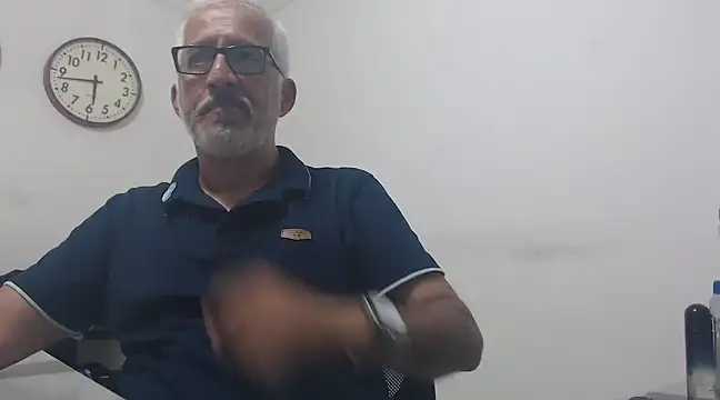 cenizo10124 online show from 23, 2, 2025