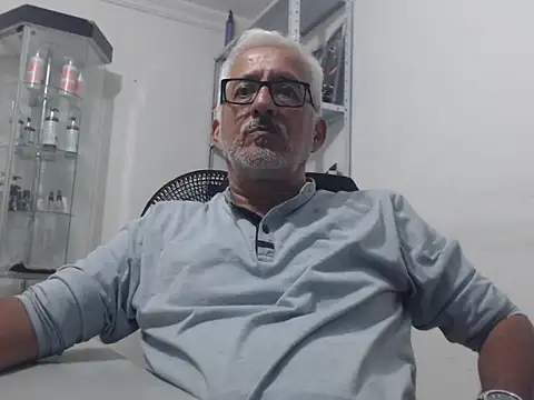 cenizo10124 online show from 22, 10, 2025