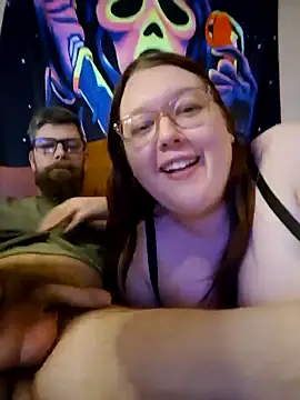 Snapshot of Sexycurvyemilyy chatting on 9, 12, 2024 Sexycurvyemilyy online show from 9, 12, 2024