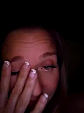 Snapshot of SkyelarSommer chatting on 10, 3, 2026 SkyelarSommer online show from 10, 3, 2026