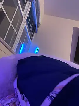 DominiqueX0 online show from 24, 1, 2025