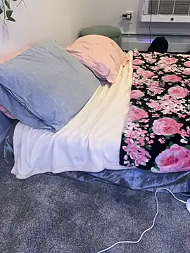 DominiqueX0 online show from 21, 3, 2025