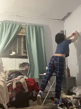 Snapshot of DominiqueX0 chatting on 4, 3, 2026 DominiqueX0 online show from 4, 3, 2026