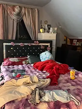 Snapshot of DominiqueX0 chatting on 9, 4, 2026 DominiqueX0 online show from 9, 4, 2026