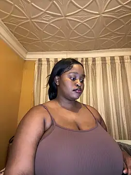 Snapshot of KnockoutBestie chatting on 3, 4, 2026 KnockoutBestie online show from 3, 4, 2026
