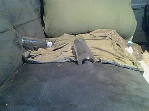 Snapshot of carlosxxx213 chatting on 5, 6, 2026 carlosxxx213 online show from 5, 6, 2026