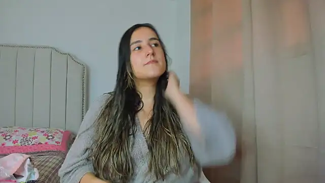 Hanna86 online show from 3, 12, 2025