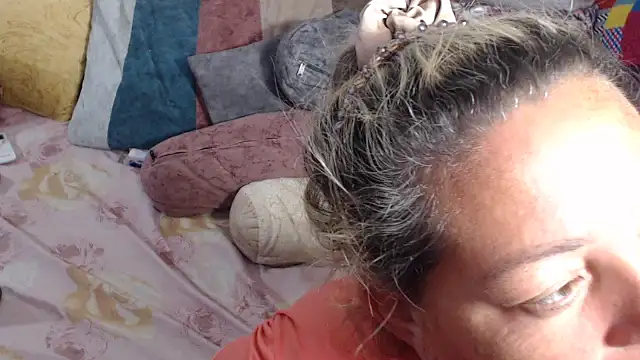 Snapshot of marie_olsenhot chatting on 2, 3, 2025 marie olsenhot online show from 2, 3, 2025