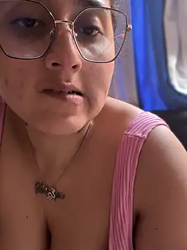 Snapshot of croftsmila chatting on 22, 12, 2024 croftsmila online show from 22, 12, 2024