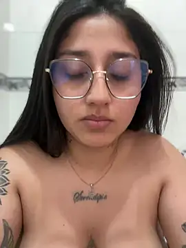 Snapshot of croftsmila chatting on 12, 1, 2025 croftsmila online show from 12, 1, 2025