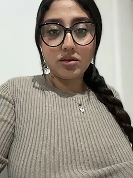 Snapshot of croftsmila chatting on 5, 2, 2025 croftsmila online show from 5, 2, 2025