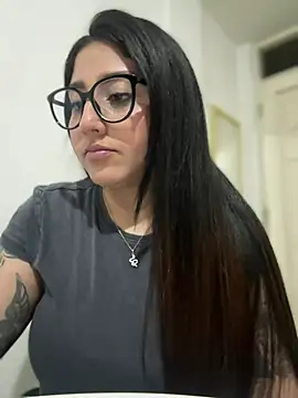 Snapshot of croftsmila chatting on 9, 2, 2025 croftsmila online show from 9, 2, 2025