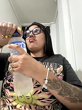 Snapshot of croftsmila chatting on 19, 10, 2025 croftsmila online show from 19, 10, 2025