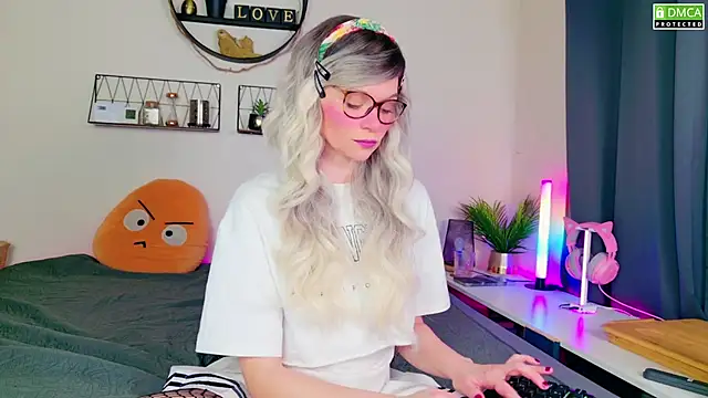 Snapshot of Kittychatte chatting on 21, 1, 2025 Kittychatte online show from 21, 1, 2025