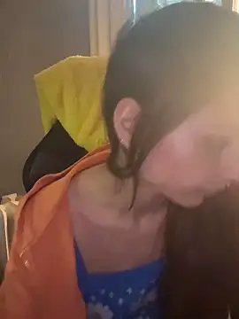 LaPetitechienne1 online show from 21, 1, 2025