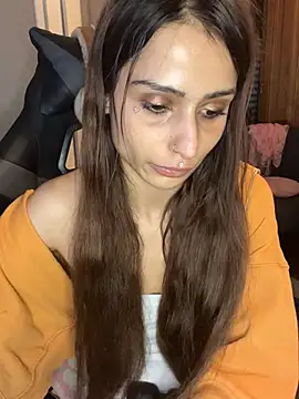 LaPetitechienne1 online show from 26, 1, 2025